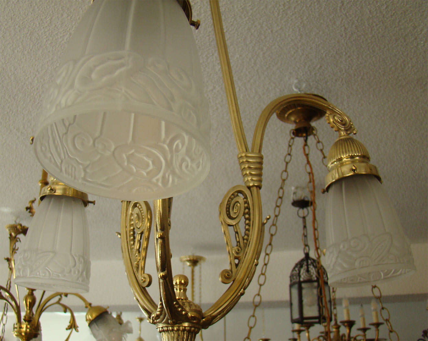 antike ArtDeco Deckenlampe Messing Jugendstil mit 3 Glasschirmen