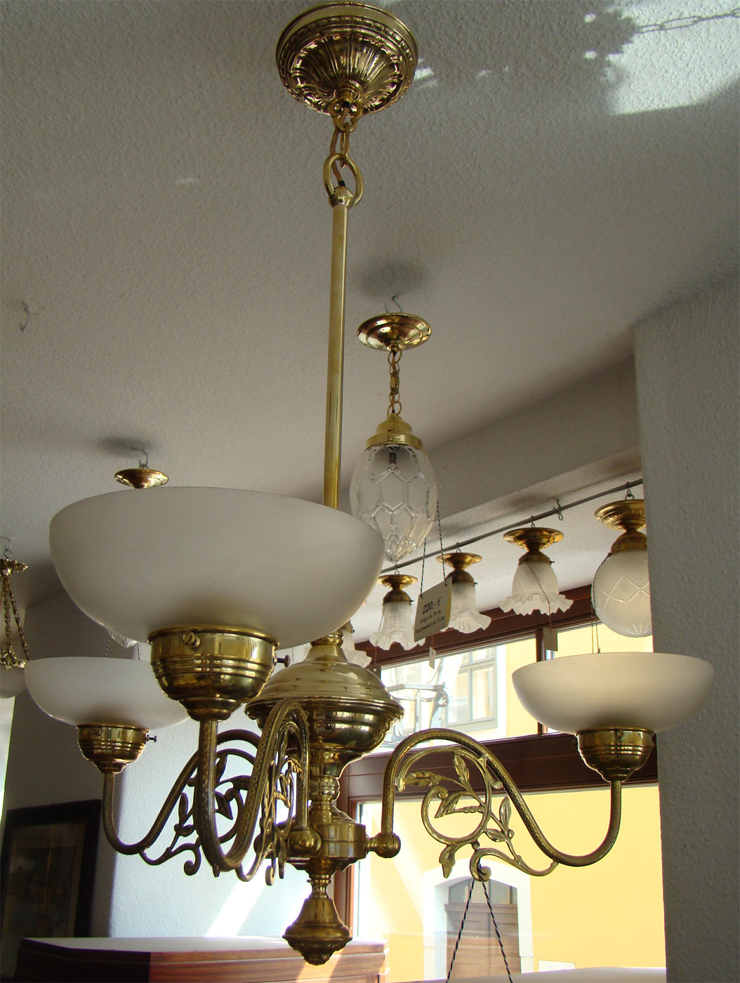 antike Jugendstil Deckenlampe Messing mit 3 Glasschalen