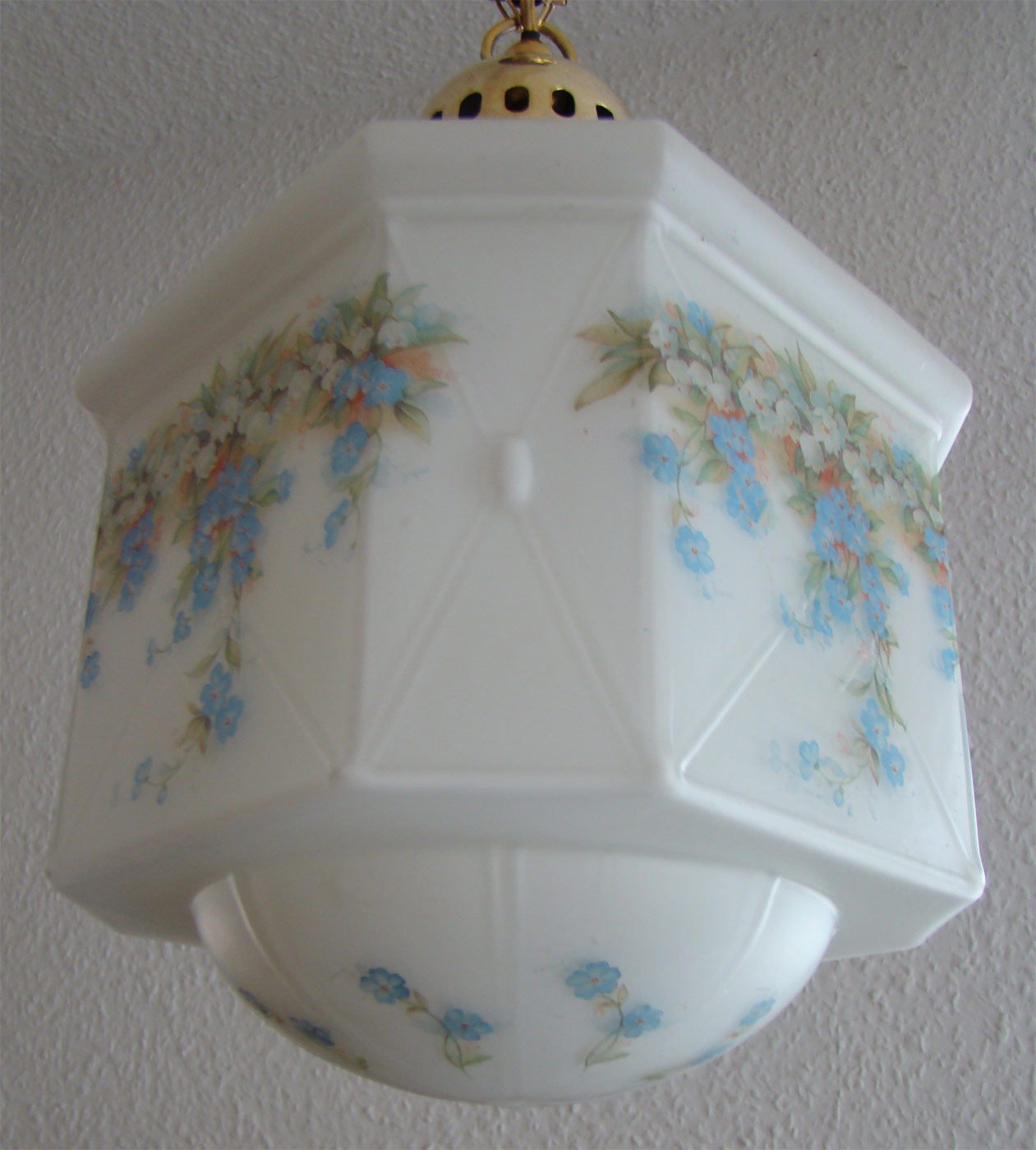 antike Jugendstil Messing Deckenlampe mit großem Blumen Glasschirm